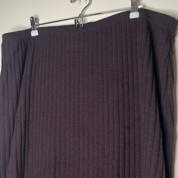 EILEEN FISHER 100% Extra Fine Merino Wool Ribbed Knit Purple Brown Pencil Skirt - Picture 3 of 6